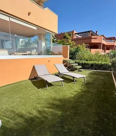 Apartament Vue Mer, Golf Et Jardin Casares