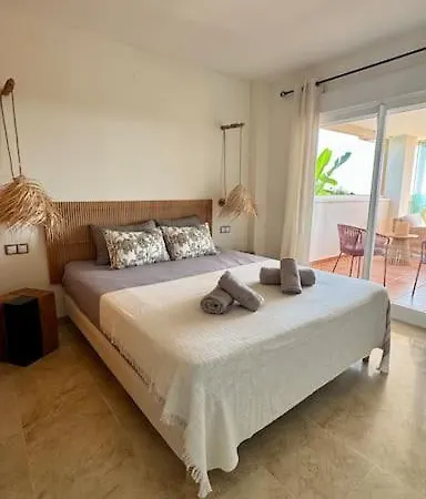 Vue Mer, Golf Et Jardin Apartament