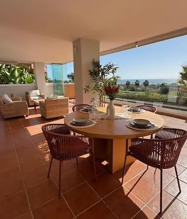 Vue Mer, Golf Et Jardin Apartament *
